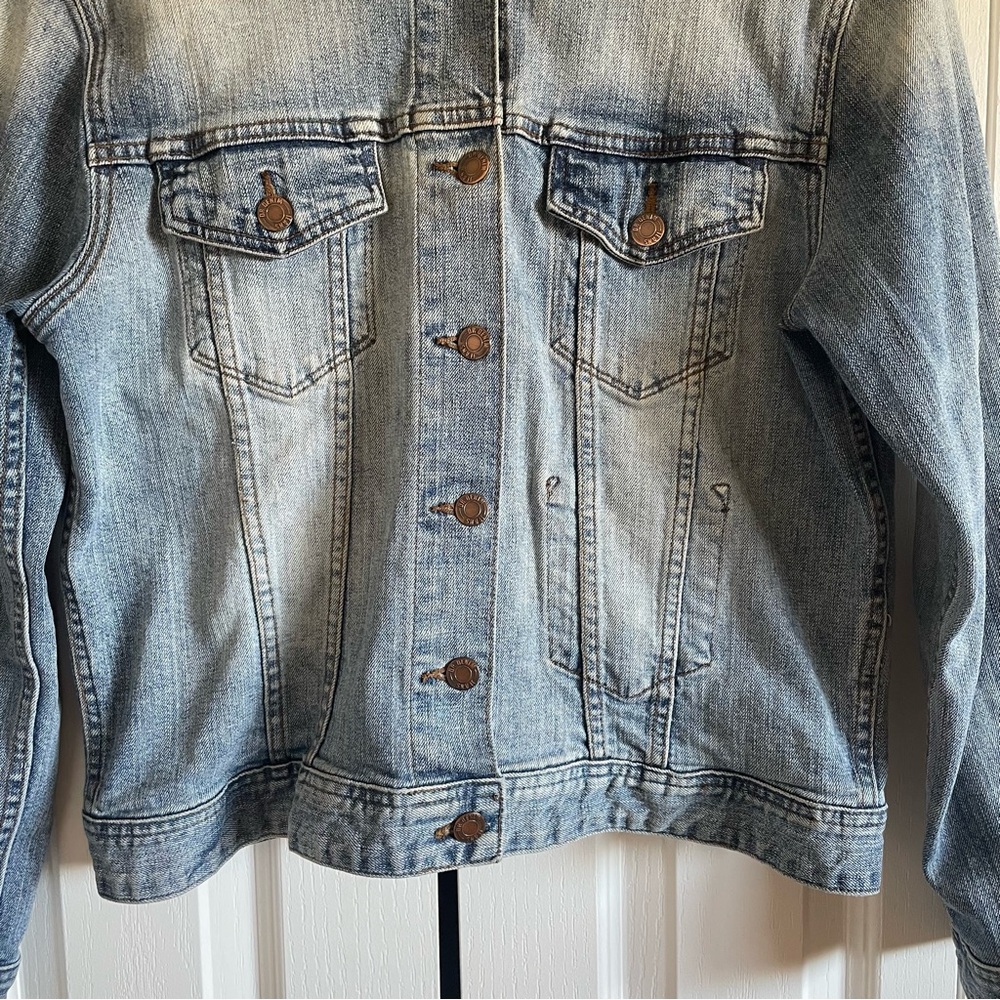 Revolve x Dr Denim Trucker Jean Jacket Women’s M Blue Light Wash Button Faded - Picture 4 of 13